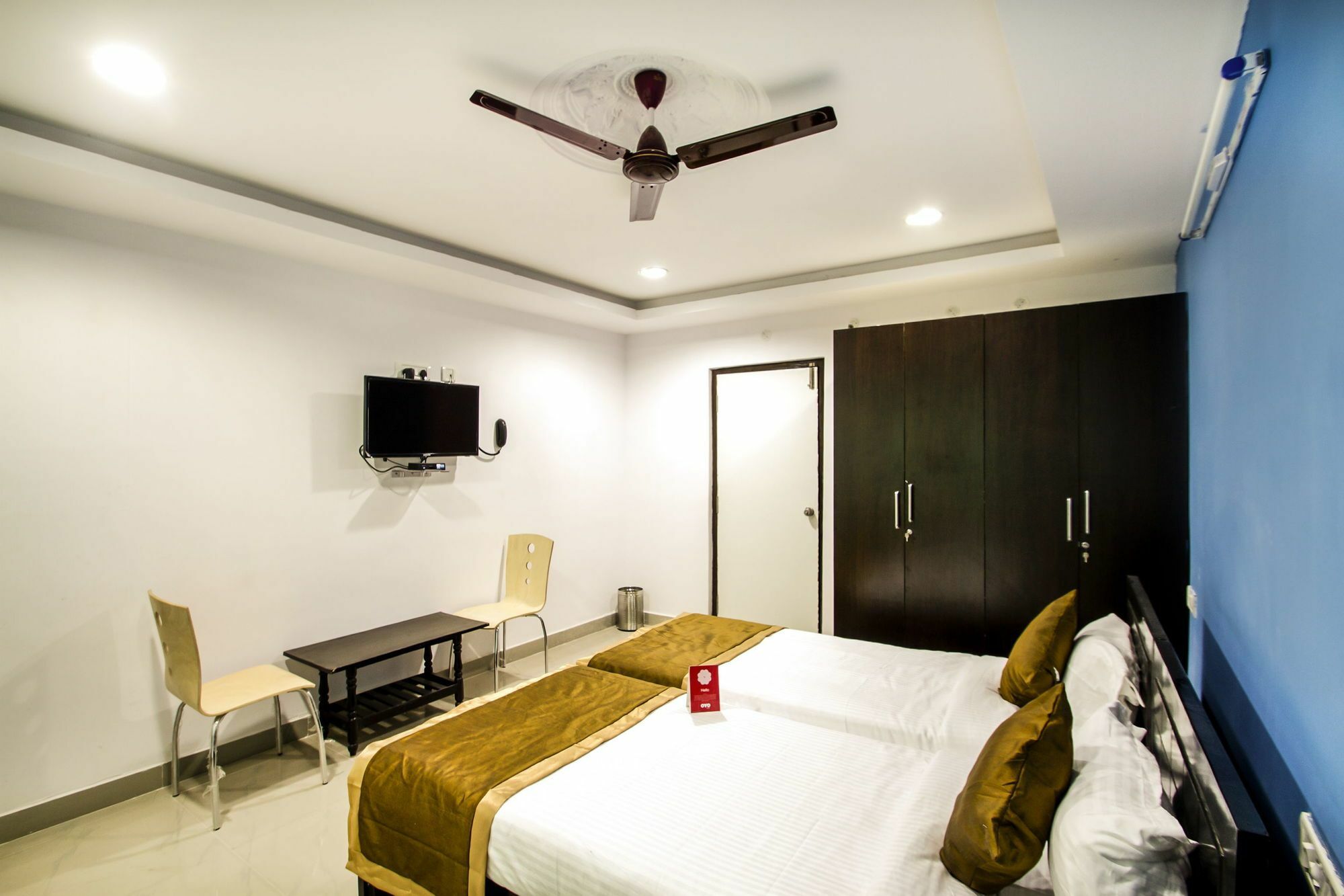Oyo Flagship 463 Banjara Hills Hotell Hyderabad Exteriör bild